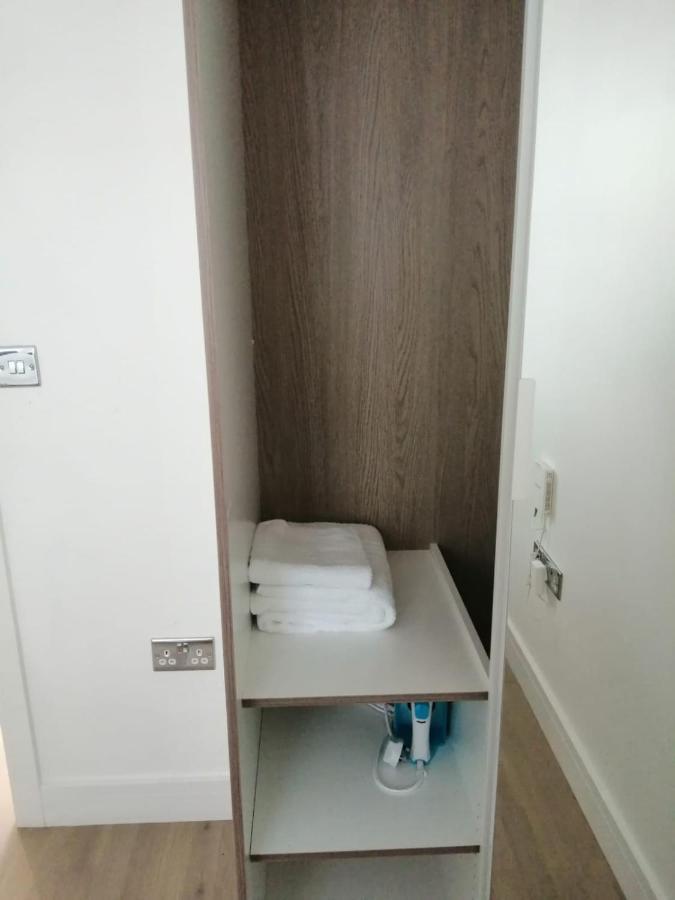 Apartment No 8 - Stay In Style In The Heart Of The Cathedral City. Truro Ngoại thất bức ảnh