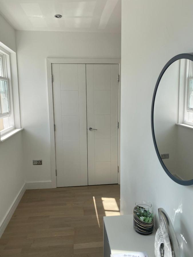 Apartment No 8 - Stay In Style In The Heart Of The Cathedral City. Truro Ngoại thất bức ảnh