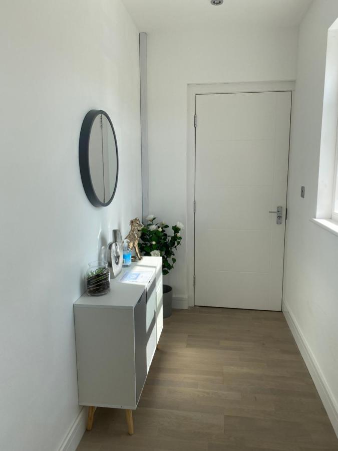 Apartment No 8 - Stay In Style In The Heart Of The Cathedral City. Truro Ngoại thất bức ảnh